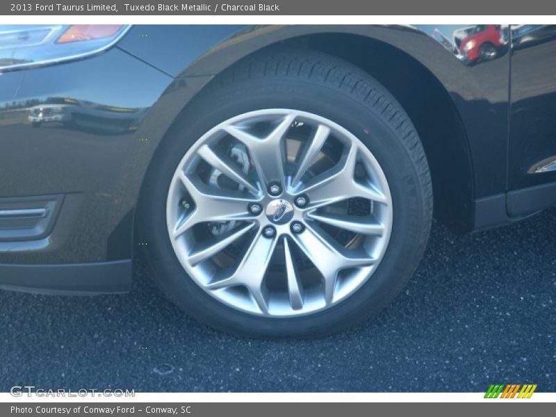  2013 Taurus Limited Wheel