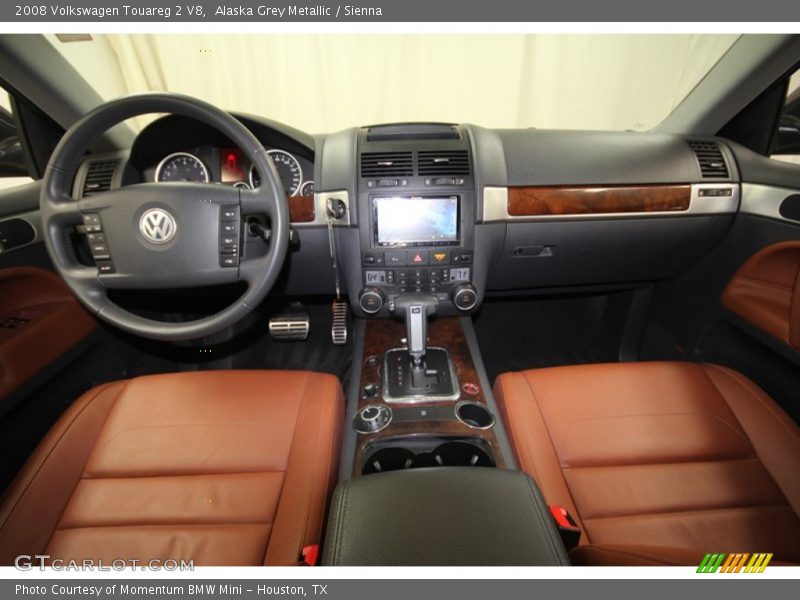 Dashboard of 2008 Touareg 2 V8