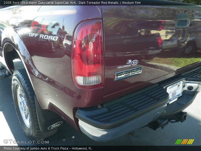 Dark Toreador Red Metallic / Medium Flint 2005 Ford F350 Super Duty Lariat SuperCab 4x4