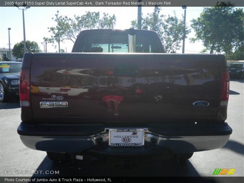 Dark Toreador Red Metallic / Medium Flint 2005 Ford F350 Super Duty Lariat SuperCab 4x4