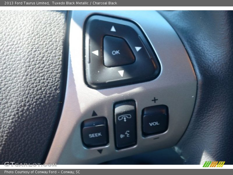 Tuxedo Black Metallic / Charcoal Black 2013 Ford Taurus Limited