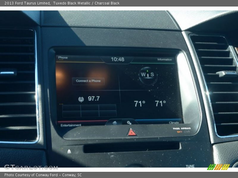 Tuxedo Black Metallic / Charcoal Black 2013 Ford Taurus Limited