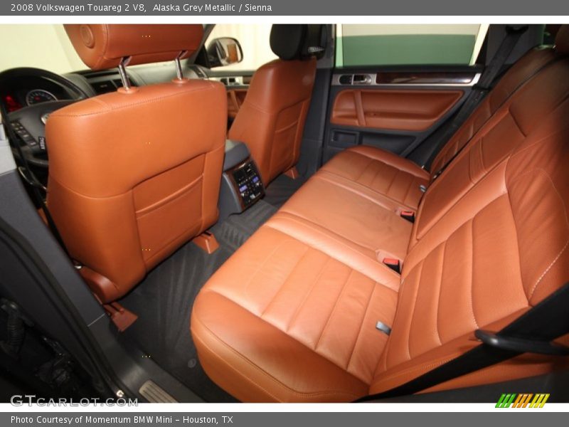 Rear Seat of 2008 Touareg 2 V8