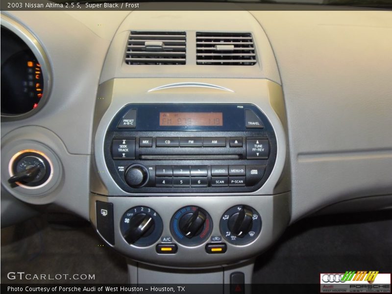 Super Black / Frost 2003 Nissan Altima 2.5 S