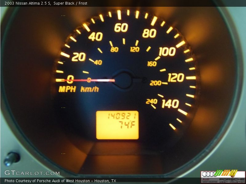 Super Black / Frost 2003 Nissan Altima 2.5 S