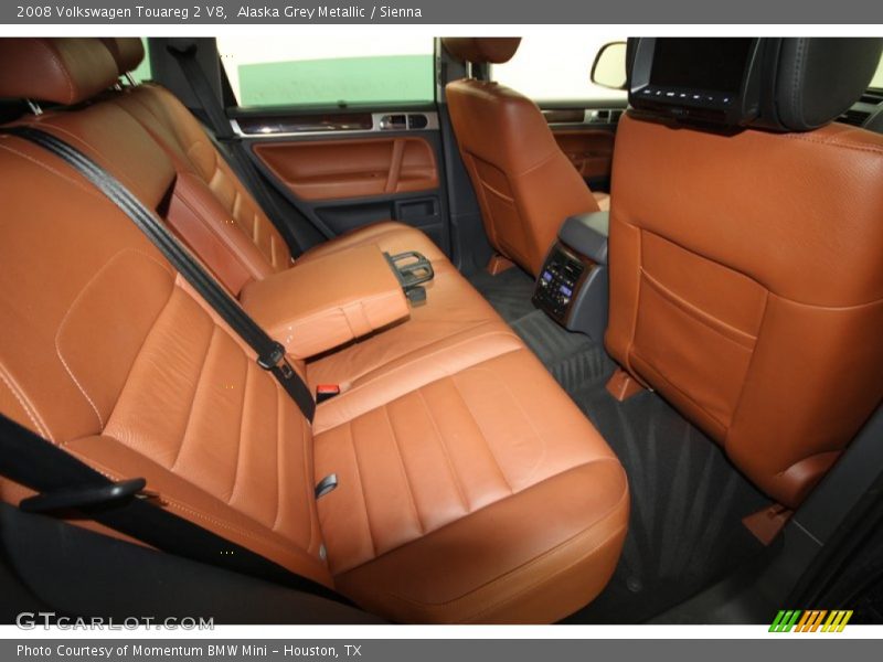 Alaska Grey Metallic / Sienna 2008 Volkswagen Touareg 2 V8