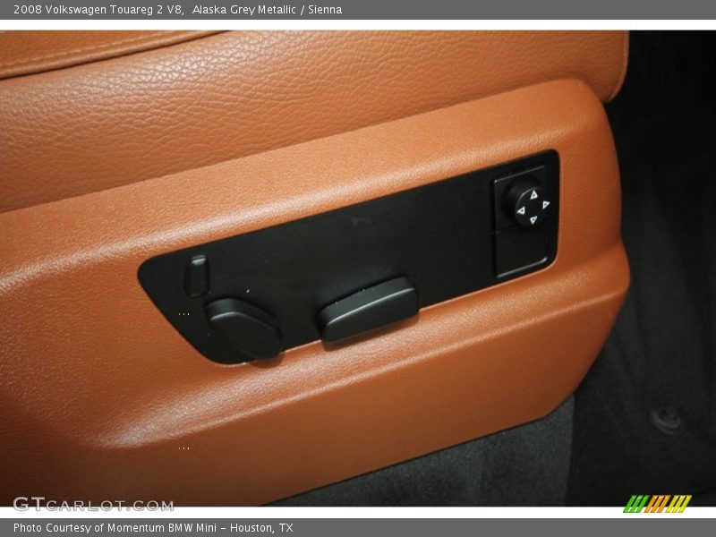Alaska Grey Metallic / Sienna 2008 Volkswagen Touareg 2 V8