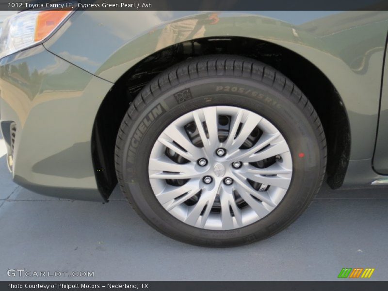 Cypress Green Pearl / Ash 2012 Toyota Camry LE