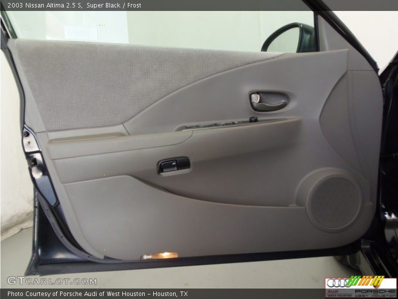 Super Black / Frost 2003 Nissan Altima 2.5 S