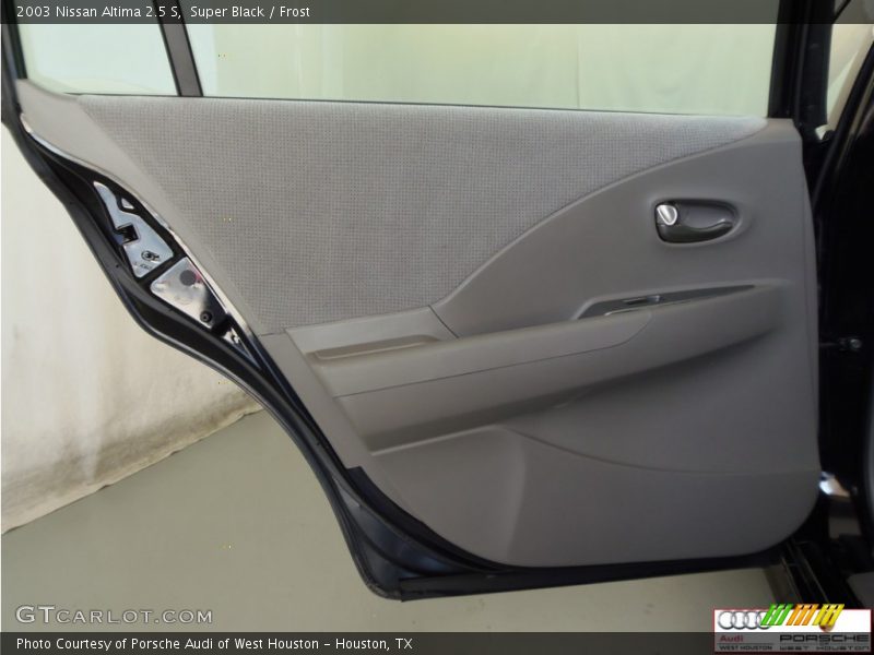 Super Black / Frost 2003 Nissan Altima 2.5 S