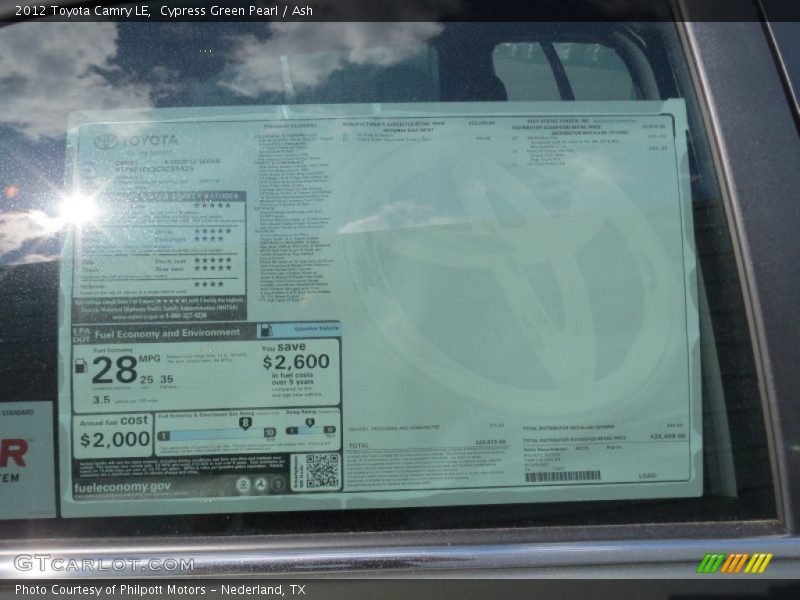 Cypress Green Pearl / Ash 2012 Toyota Camry LE