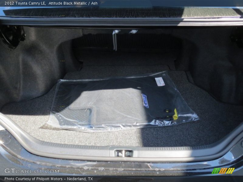 Attitude Black Metallic / Ash 2012 Toyota Camry LE