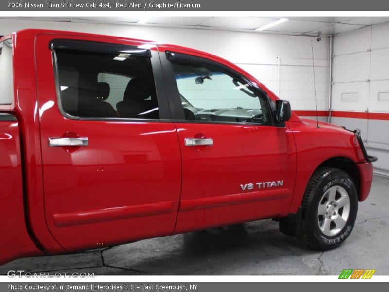 Red Alert / Graphite/Titanium 2006 Nissan Titan SE Crew Cab 4x4