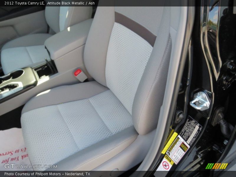 Attitude Black Metallic / Ash 2012 Toyota Camry LE