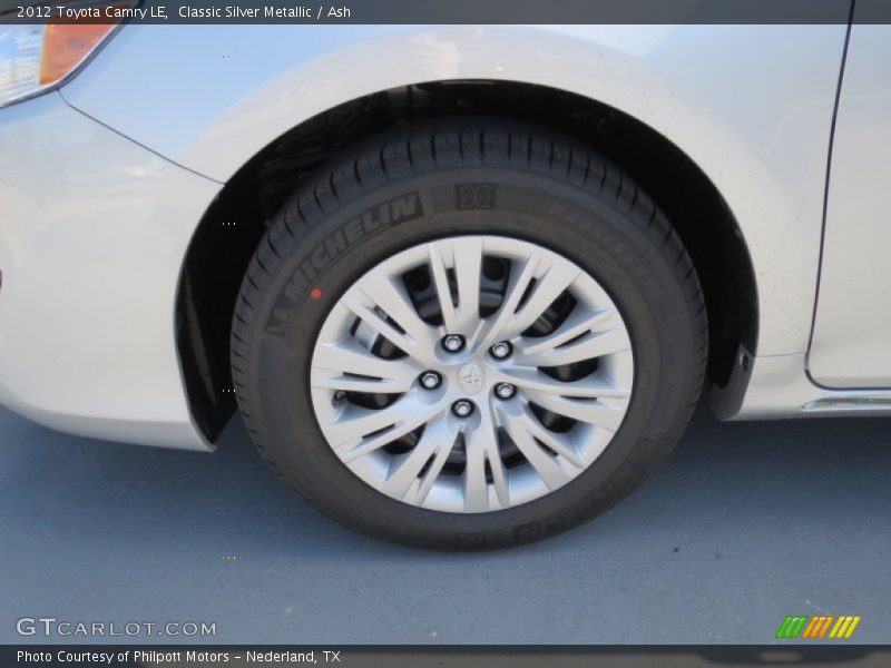 Classic Silver Metallic / Ash 2012 Toyota Camry LE