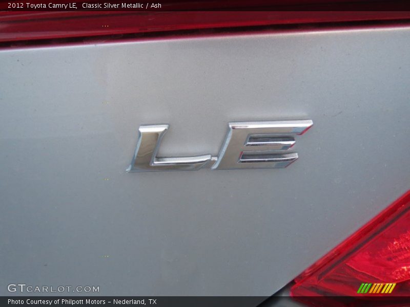 Classic Silver Metallic / Ash 2012 Toyota Camry LE