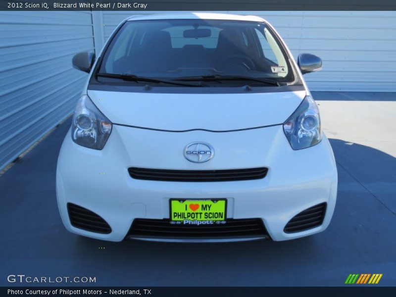 Blizzard White Pearl / Dark Gray 2012 Scion iQ