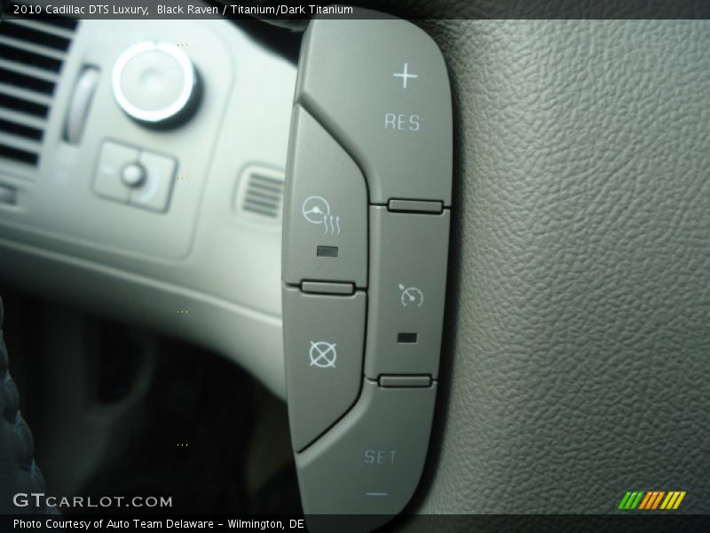 Black Raven / Titanium/Dark Titanium 2010 Cadillac DTS Luxury