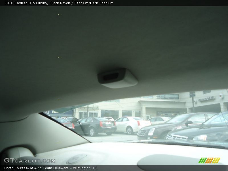 Black Raven / Titanium/Dark Titanium 2010 Cadillac DTS Luxury