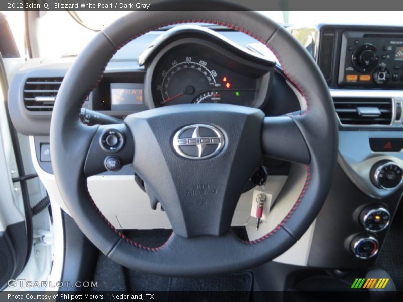 Blizzard White Pearl / Dark Gray 2012 Scion iQ