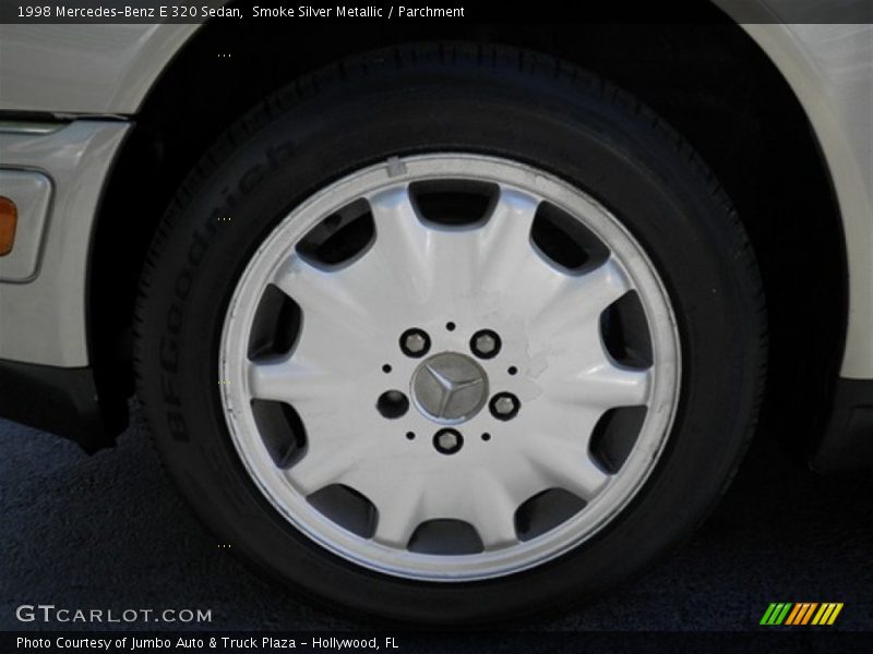  1998 E 320 Sedan Wheel