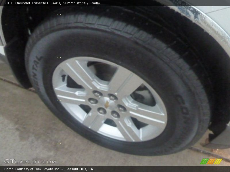 Summit White / Ebony 2010 Chevrolet Traverse LT AWD