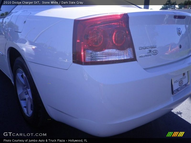 Stone White / Dark Slate Gray 2010 Dodge Charger SXT