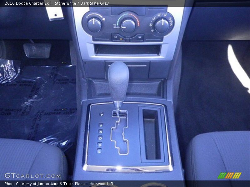 Stone White / Dark Slate Gray 2010 Dodge Charger SXT