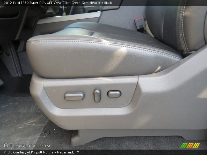 Green Gem Metallic / Black 2012 Ford F250 Super Duty XLT Crew Cab