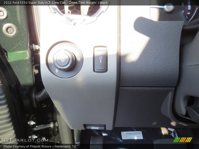 Green Gem Metallic / Black 2012 Ford F250 Super Duty XLT Crew Cab