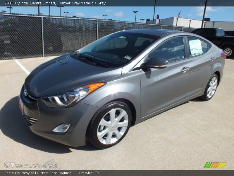 Front 3/4 View of 2013 Elantra Limited