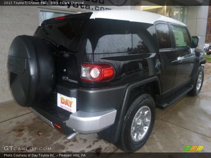 Black / Dark Charcoal 2013 Toyota FJ Cruiser 4WD