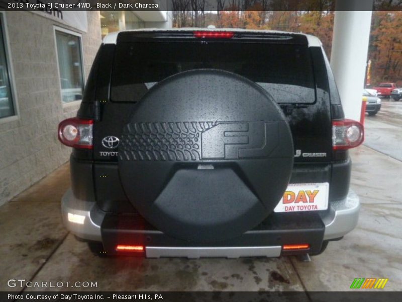 Black / Dark Charcoal 2013 Toyota FJ Cruiser 4WD