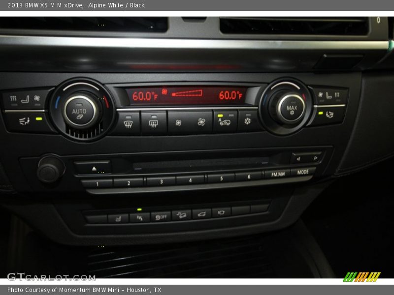 Alpine White / Black 2013 BMW X5 M M xDrive