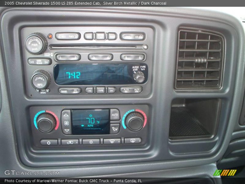 Silver Birch Metallic / Dark Charcoal 2005 Chevrolet Silverado 1500 LS Z85 Extended Cab