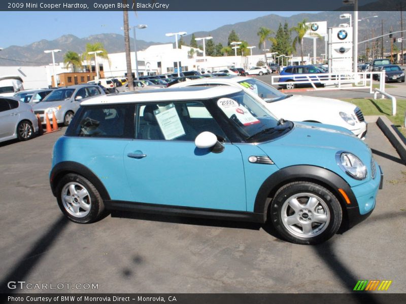 Oxygen Blue / Black/Grey 2009 Mini Cooper Hardtop