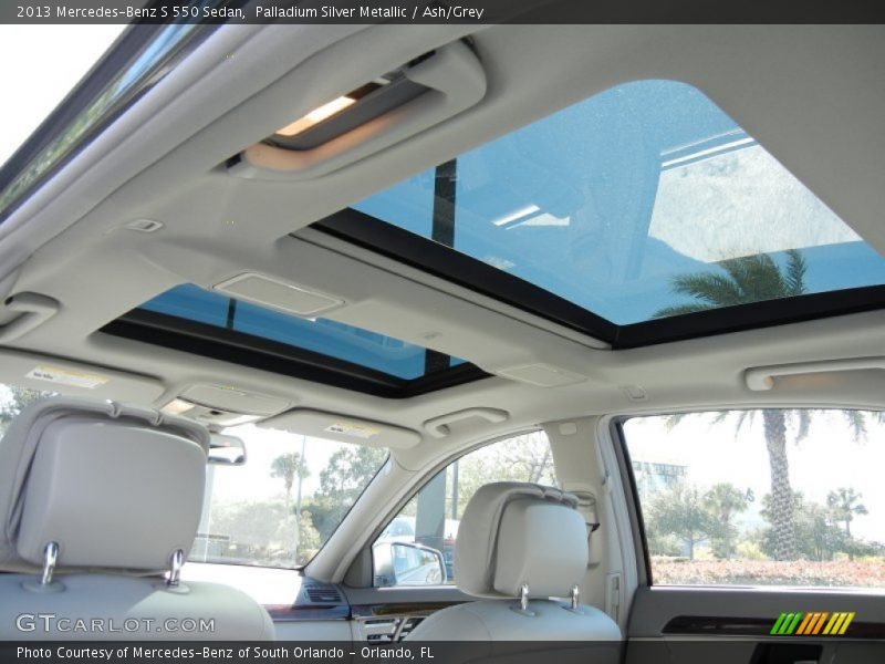 Sunroof of 2013 S 550 Sedan