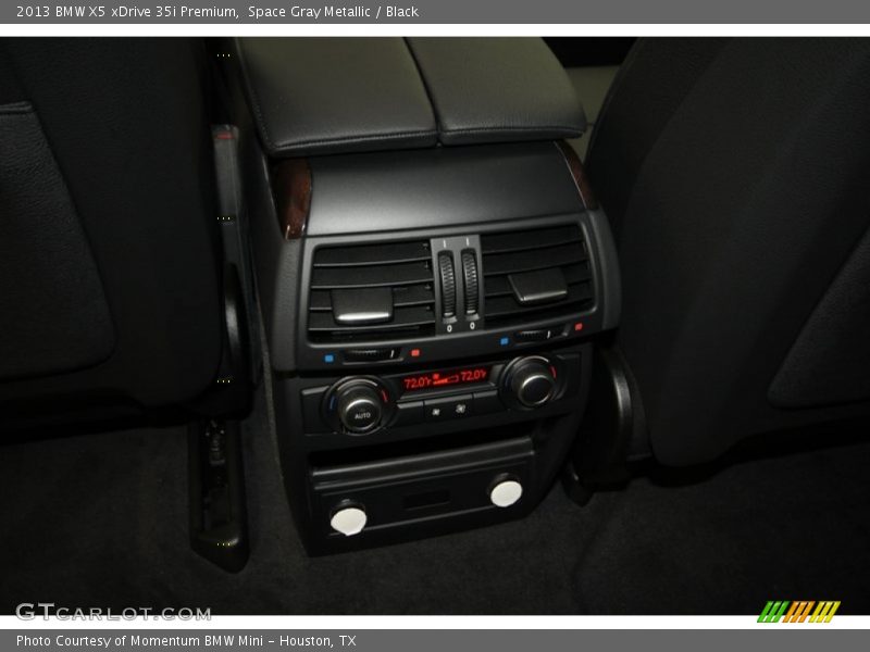 Controls of 2013 X5 xDrive 35i Premium