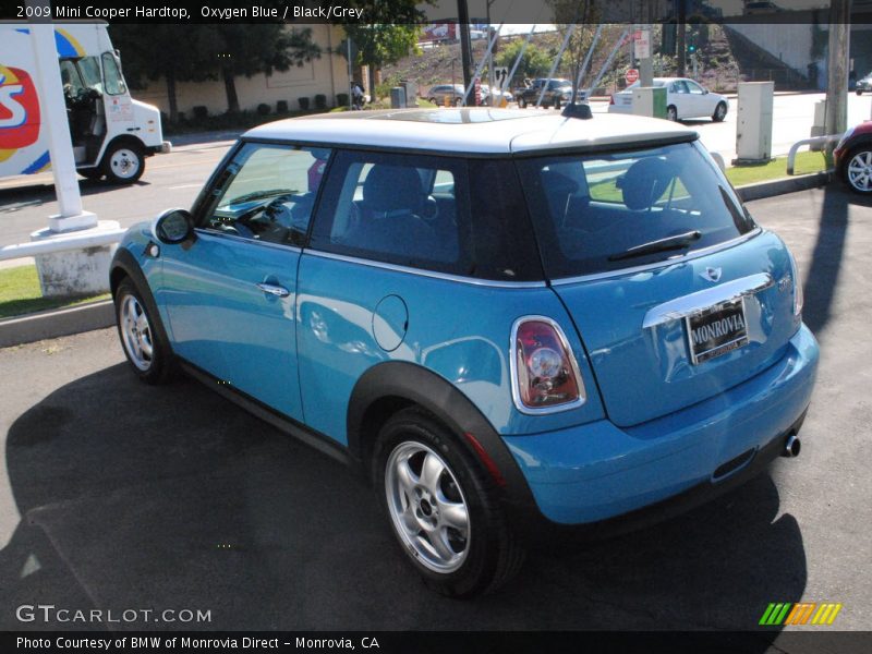 Oxygen Blue / Black/Grey 2009 Mini Cooper Hardtop