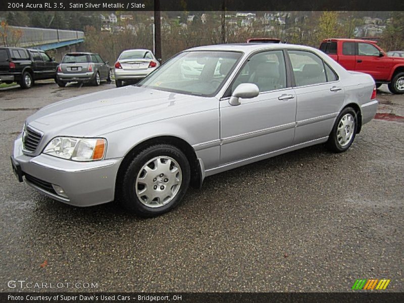 Front 3/4 View of 2004 RL 3.5