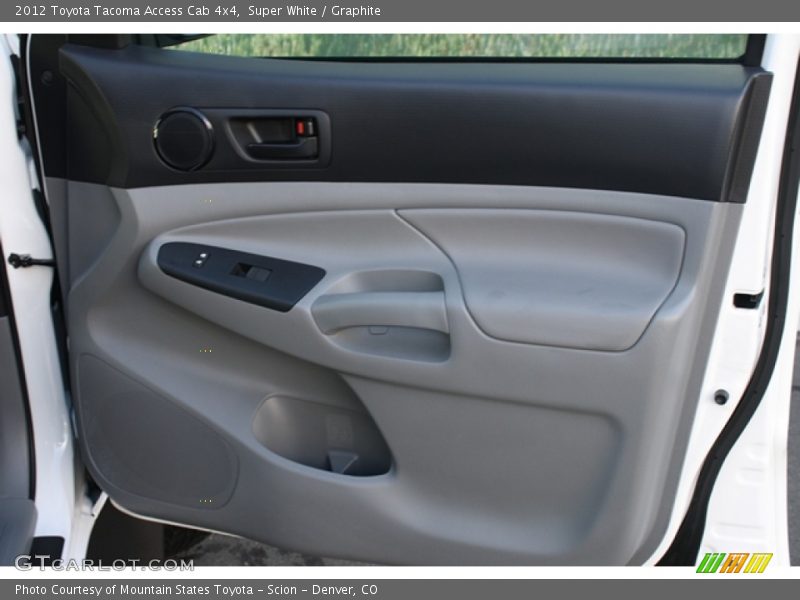 Super White / Graphite 2012 Toyota Tacoma Access Cab 4x4