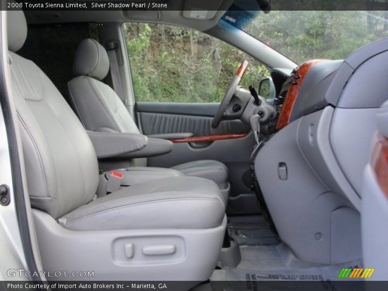 Front Seat of 2008 Sienna Limited