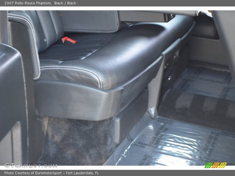 Black / Black 2007 Rolls-Royce Phantom