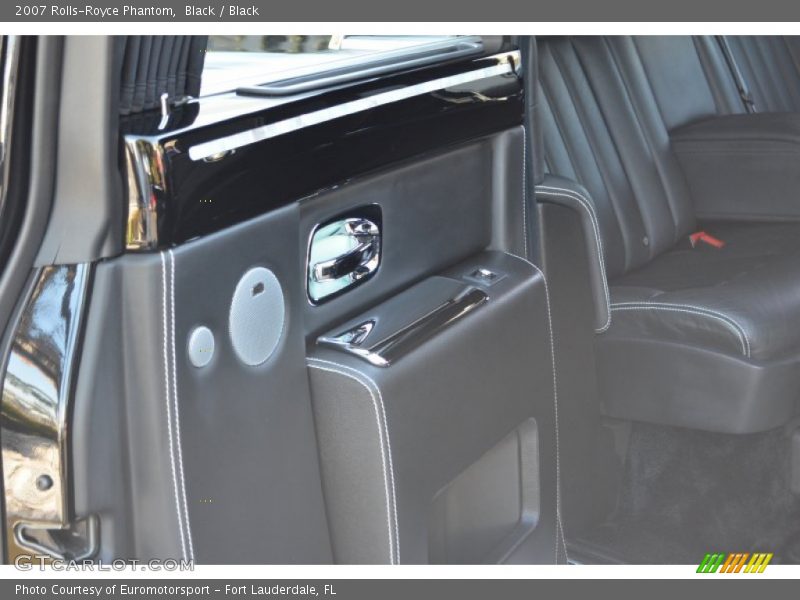 Black / Black 2007 Rolls-Royce Phantom
