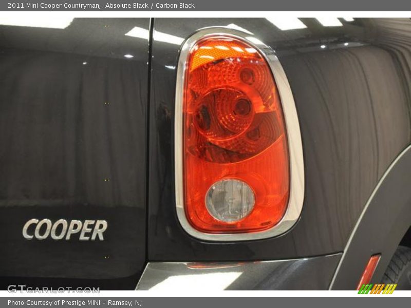 Absolute Black / Carbon Black 2011 Mini Cooper Countryman