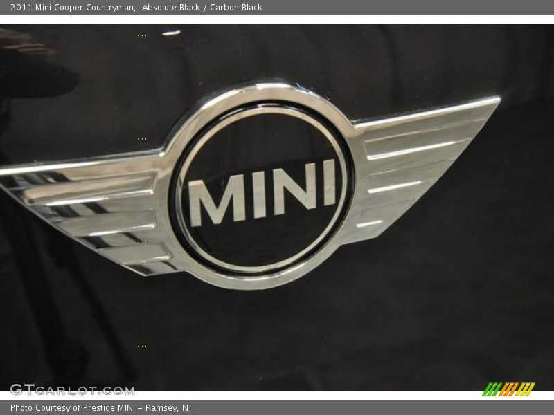 Absolute Black / Carbon Black 2011 Mini Cooper Countryman