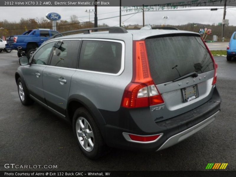 Electric Silver Metallic / Off Black 2012 Volvo XC70 3.2 AWD