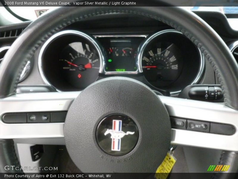 Vapor Silver Metallic / Light Graphite 2008 Ford Mustang V6 Deluxe Coupe