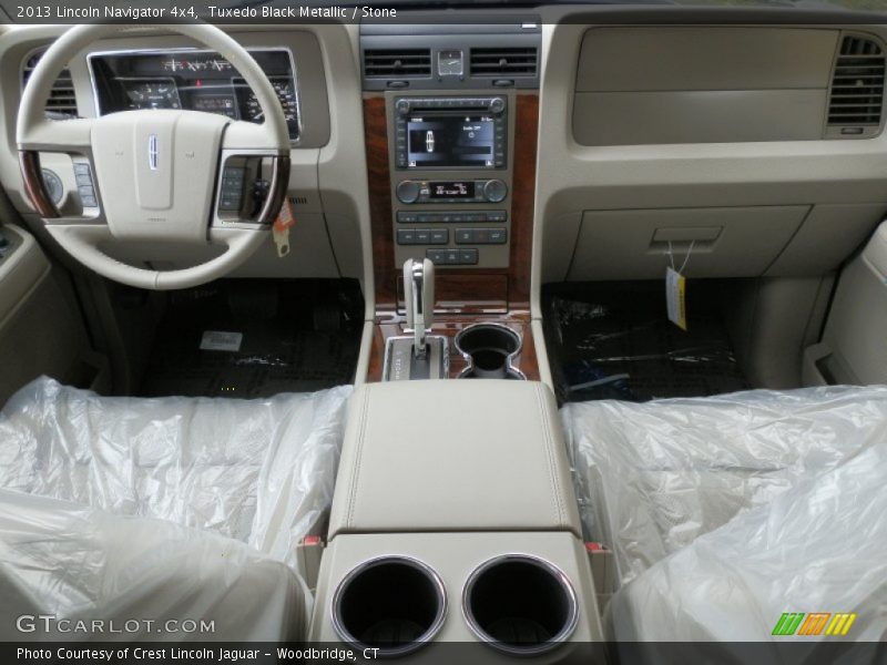 Tuxedo Black Metallic / Stone 2013 Lincoln Navigator 4x4