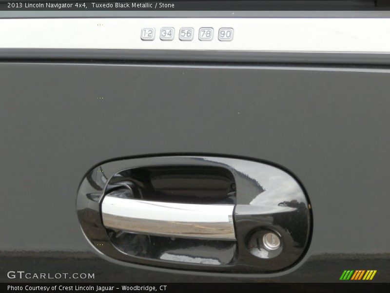 Tuxedo Black Metallic / Stone 2013 Lincoln Navigator 4x4